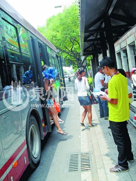 公交車最新調(diào)查揭示城市出行的新趨勢與挑戰(zhàn)分析